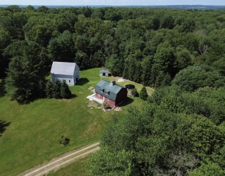 152 Uxbridge Rd, Sutton, Massachusetts, 3 Bedrooms Bedrooms, 4 Rooms Rooms,2 BathroomsBathrooms,Residential Lease,For Rent,Uxbridge Rd,73544824