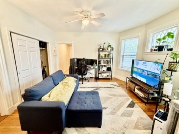 66 Roseland, Somerville, Massachusetts, 1 Bedroom Bedrooms, 4 Rooms Rooms,1 BathroomBathrooms,Residential Lease,For Rent,Roseland,73544851