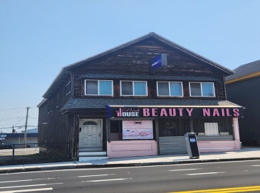 30 South Broadway, Lawrence, New Jersey, 2 Bedrooms Bedrooms, 10 Rooms Rooms,2.5 BathroomsBathrooms,Residential Income,For Sale,South Broadway,73544942