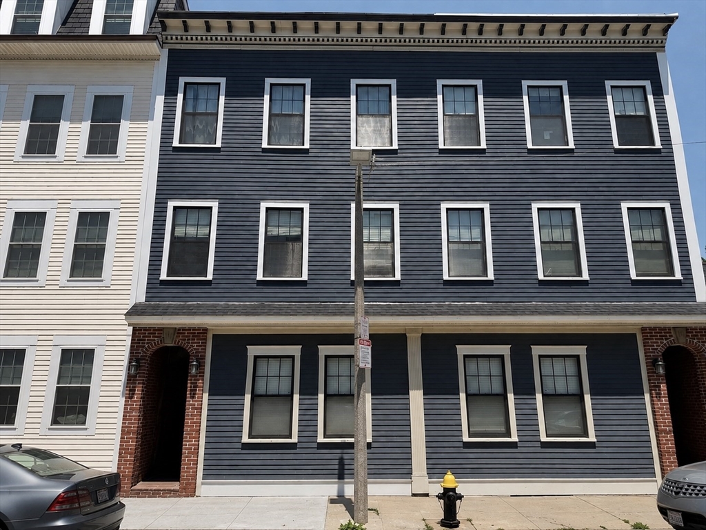 410 E 3rd St, Boston, Massachusetts, 2 Bedrooms Bedrooms, 4 Rooms Rooms,1.5 BathroomsBathrooms,Residential Lease,For Rent,E 3rd St,73544969