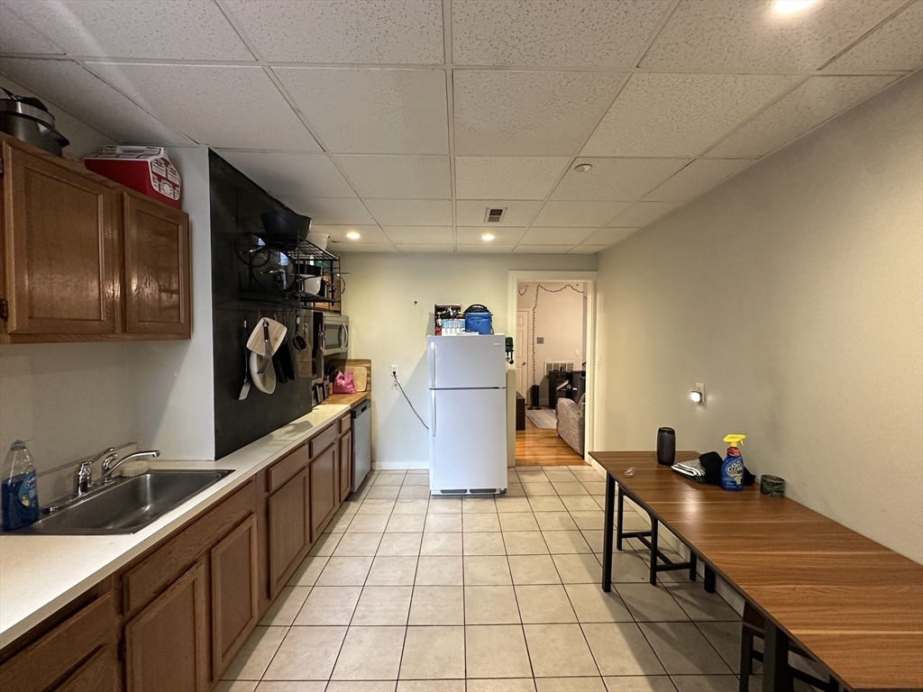 602 Dorchester Ave, Boston, Massachusetts, 3 Bedrooms Bedrooms, 7 Rooms Rooms,1 BathroomBathrooms,Residential Lease,For Rent,Dorchester Ave,73545067