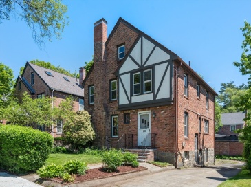 261 Russett Rd, Brookline, Massachusetts, 5 Bedrooms Bedrooms, 10 Rooms Rooms,2.5 BathroomsBathrooms,Residential,For Sale,Russett Rd,73529111
