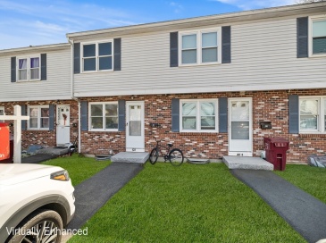 82 Waldo St, Lowell, Massachusetts, 2 Bedrooms Bedrooms, 4 Rooms Rooms,1.5 BathroomsBathrooms,Residential,For Sale,Waldo St,73506232