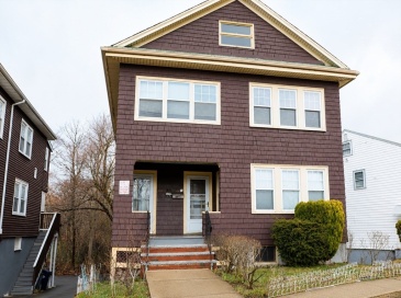 648 Cummins Hwy, Boston, Massachusetts, 2 Bedrooms Bedrooms, 5 Rooms Rooms,1 BathroomBathrooms,Residential Lease,For Rent,Cummins Hwy,73545069 648 Cummins Hwy, Boston, Massachusetts, 2 Bedrooms Bedrooms, 5 Rooms Rooms,1 BathroomBathrooms,Residential Lease,For Rent,Cummins Hwy,73545069