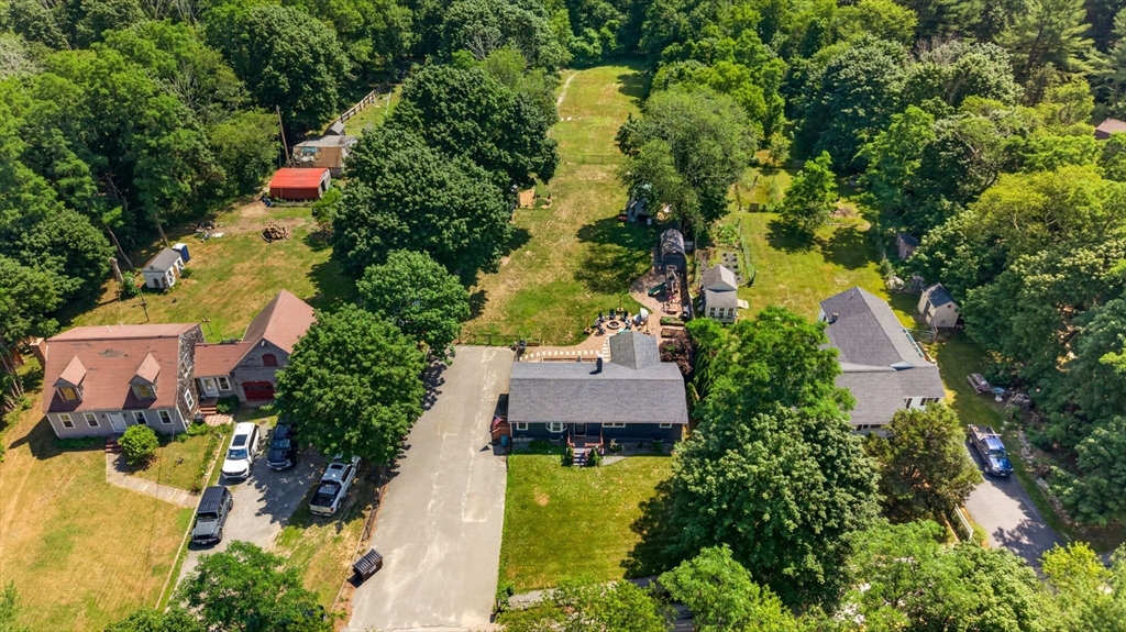 26 Algerine St, Berkley, Massachusetts, 4 Bedrooms Bedrooms, 8 Rooms Rooms,1 BathroomBathrooms,Residential,For Sale,Algerine St,73545102