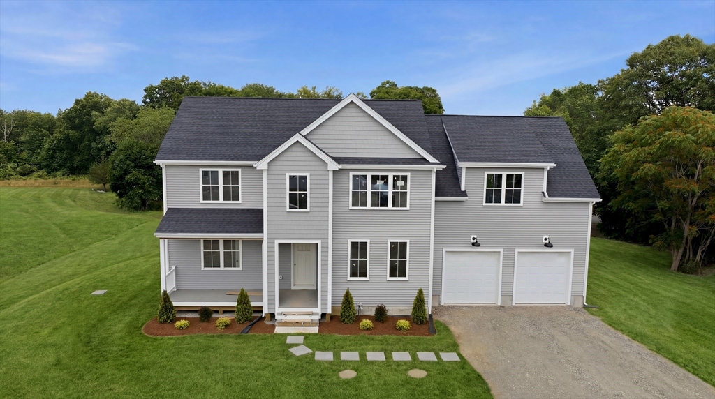 2 Jeffrey Drive, West Bridgewater, Massachusetts, 4 Bedrooms Bedrooms, 10 Rooms Rooms,2.5 BathroomsBathrooms,Residential,For Sale,Jeffrey Drive,73545157