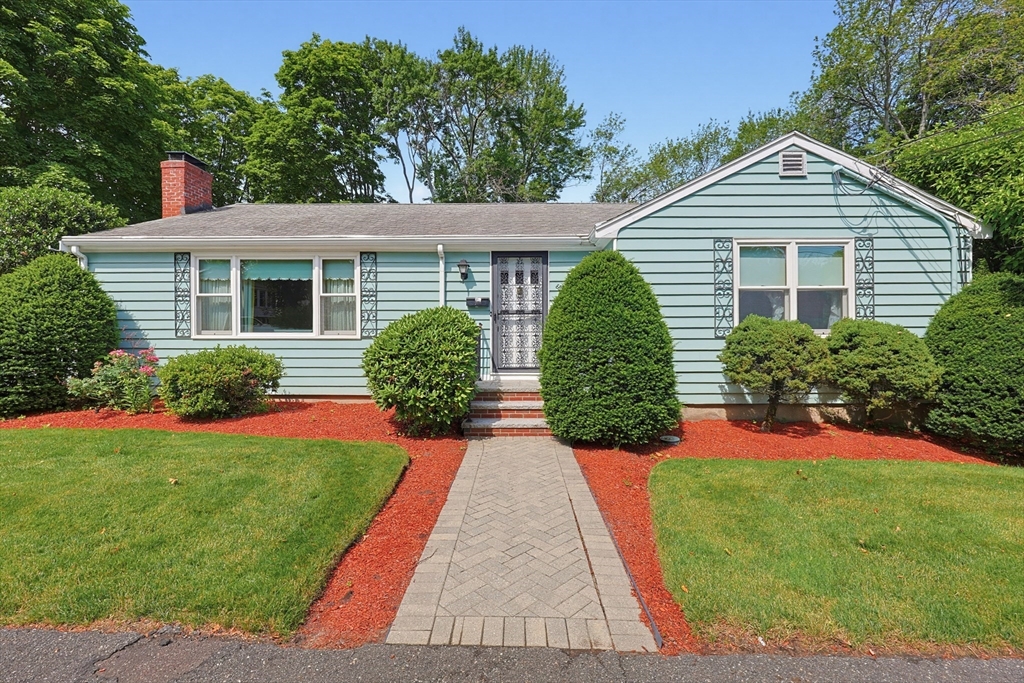 11 Preston St, Wakefield, Massachusetts, 3 Bedrooms Bedrooms, 6 Rooms Rooms,2 BathroomsBathrooms,Residential,For Sale,Preston St,73545171