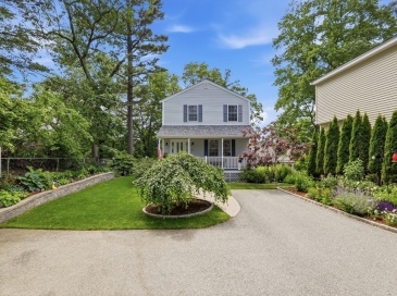 23 Shore Rd, North Reading, Massachusetts, 4 Bedrooms Bedrooms, 7 Rooms Rooms,3.5 BathroomsBathrooms,Residential,For Sale,Shore Rd,73539572 23 Shore Rd, North Reading, Massachusetts, 4 Bedrooms Bedrooms, 7 Rooms Rooms,3.5 BathroomsBathrooms,Residential,For Sale,Shore Rd,73539572