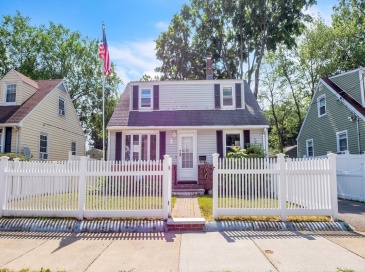 62 Colorado Street, Boston, Massachusetts, 3 Bedrooms Bedrooms, 7 Rooms Rooms,1.5 BathroomsBathrooms,Residential,For Sale,Colorado Street,73545193 62 Colorado Street, Boston, Massachusetts, 3 Bedrooms Bedrooms, 7 Rooms Rooms,1.5 BathroomsBathrooms,Residential,For Sale,Colorado Street,73545193