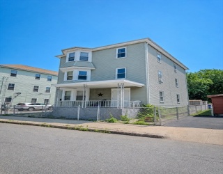 552 Alden St, Fall River, Massachusetts, 6 Bedrooms Bedrooms, 15 Rooms Rooms,3 BathroomsBathrooms,Residential Income,For Sale,Alden St,73545183