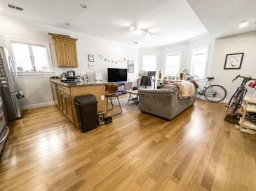 123 Webster Ave, Cambridge, Massachusetts, 2 Bedrooms Bedrooms, 3 Rooms Rooms,1 BathroomBathrooms,Residential Lease,For Rent,Webster Ave,73545325