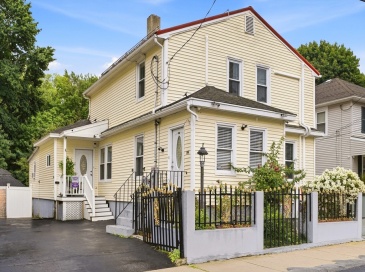 194 Oakland Ave, Methuen, Massachusetts, 3 Bedrooms Bedrooms, 8 Rooms Rooms,2 BathroomsBathrooms,Residential,For Sale,Oakland Ave,73533107 194 Oakland Ave, Methuen, Massachusetts, 3 Bedrooms Bedrooms, 8 Rooms Rooms,2 BathroomsBathrooms,Residential,For Sale,Oakland Ave,73533107