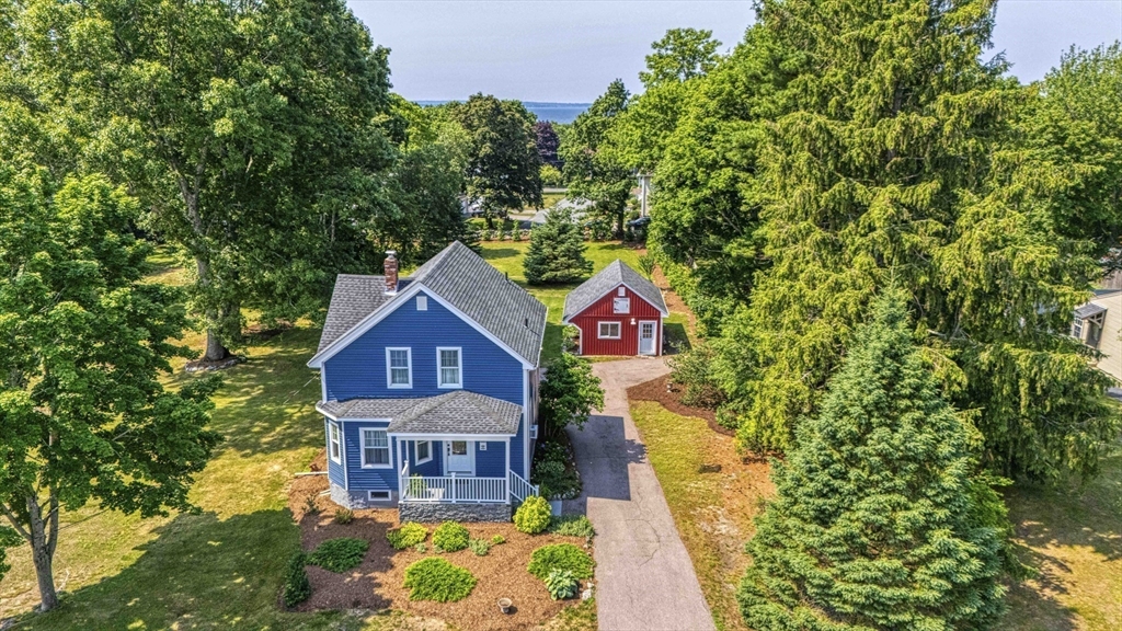 109 Jackson Ave, Somerset, Massachusetts, 3 Bedrooms Bedrooms, 6 Rooms Rooms,1.5 BathroomsBathrooms,Residential,For Sale,Jackson Ave,73545277