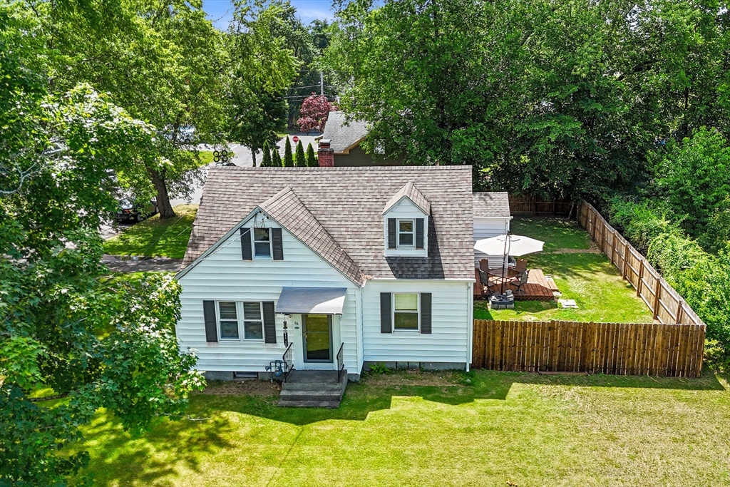 26 Thompson St, East Longmeadow, Massachusetts, 3 Bedrooms Bedrooms, 6 Rooms Rooms,2 BathroomsBathrooms,Residential,For Sale,Thompson St,73545338