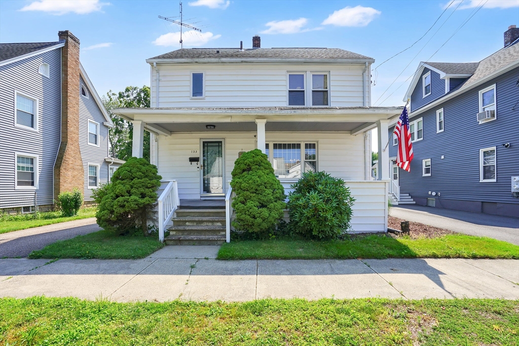 122 Shawmut Street, Springfield, Massachusetts, 3 Bedrooms Bedrooms, 6 Rooms Rooms,1.5 BathroomsBathrooms,Residential,For Sale,Shawmut Street,73545336