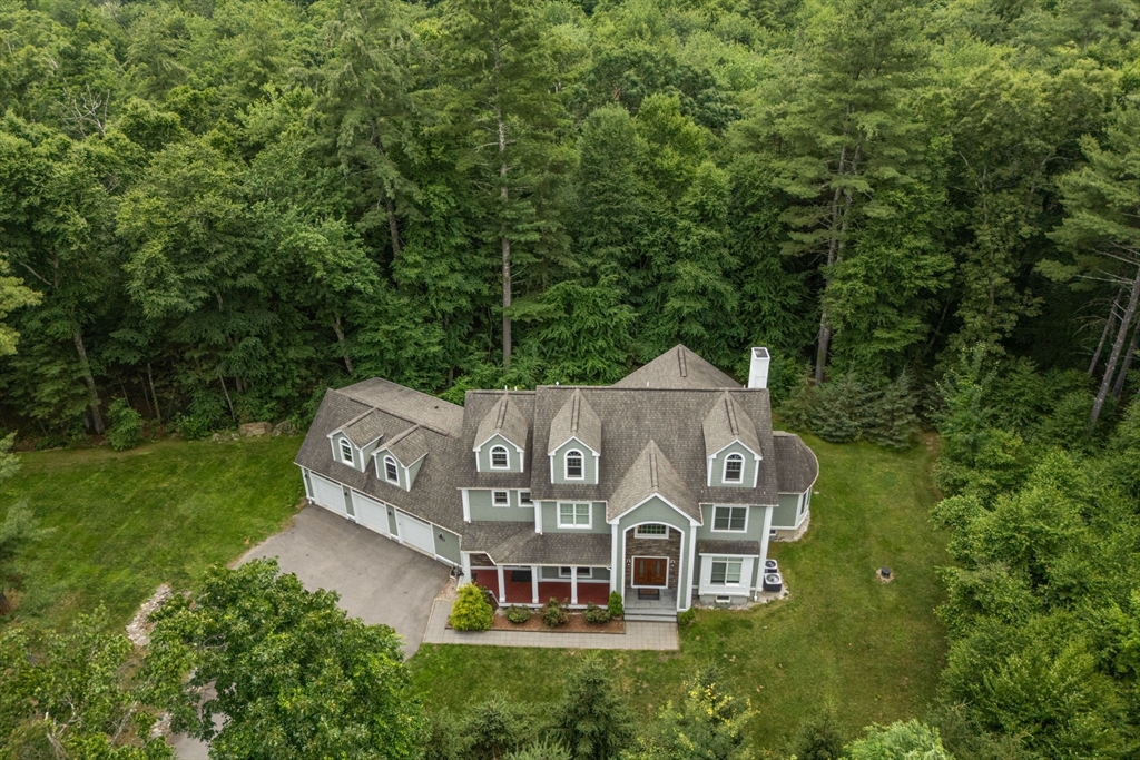 24 Wayside Inn Rd, Framingham, Massachusetts, 5 Bedrooms Bedrooms, 11 Rooms Rooms,3.5 BathroomsBathrooms,Residential,For Sale,Wayside Inn Rd,73545358
