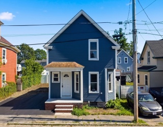 37 Campaw St, Lowell, Massachusetts, 4 Bedrooms Bedrooms, 8 Rooms Rooms,2 BathroomsBathrooms,Residential,For Sale,Campaw St,73545303