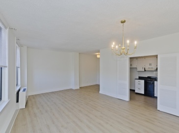 140 Chestnut St, Springfield, Massachusetts, 1 Bedroom Bedrooms, 3 Rooms Rooms,1 BathroomBathrooms,Residential,For Sale,Chestnut St,73545374