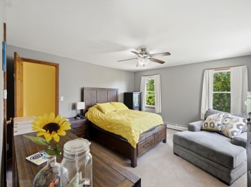 276 Leigh Rd, Cumberland, Rhode Island, 3 Bedrooms Bedrooms, 7 Rooms Rooms,3 BathroomsBathrooms,Residential,For Sale,Leigh Rd,73528934