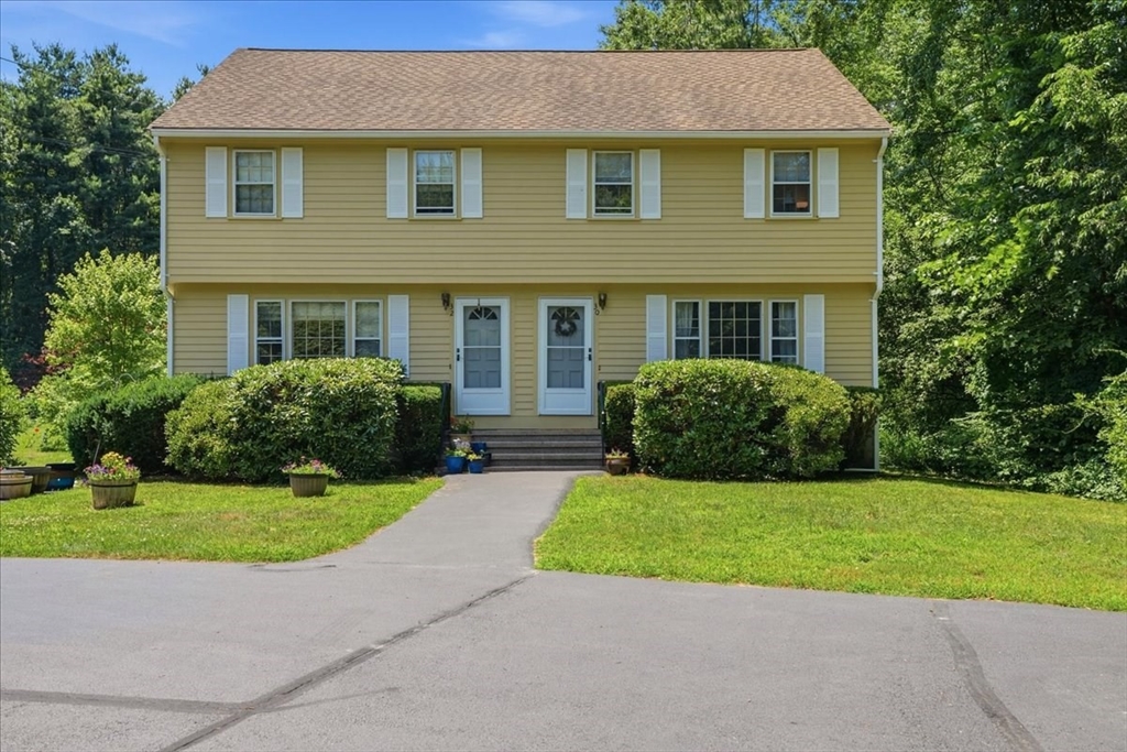 30 Bartlett St, Northborough, Massachusetts, 3 Bedrooms Bedrooms, 7 Rooms Rooms,1.5 BathroomsBathrooms,Residential,For Sale,Bartlett St,73545378