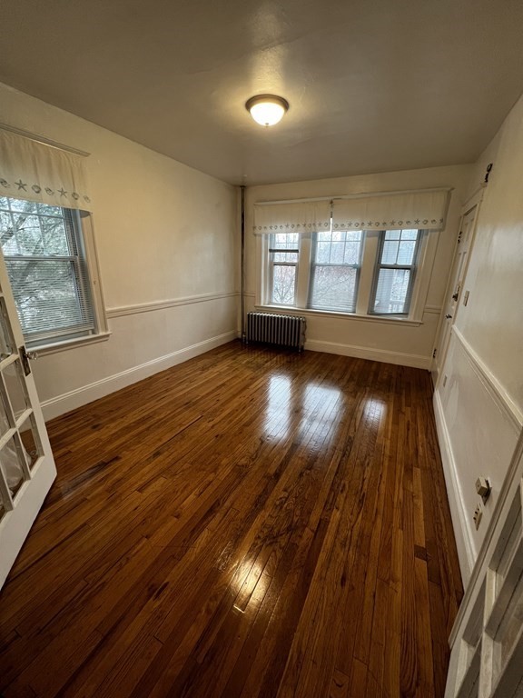 865 Centre St, Boston, Massachusetts, 1 Bedroom Bedrooms, 3 Rooms Rooms,1 BathroomBathrooms,Residential Lease,For Rent,Centre St,73545396