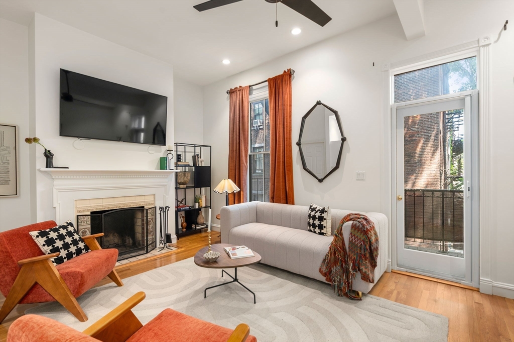 85 Dartmouth St, Boston, Massachusetts, 1 Bedroom Bedrooms, 3 Rooms Rooms,1.5 BathroomsBathrooms,Residential,For Sale,Dartmouth St,73545405