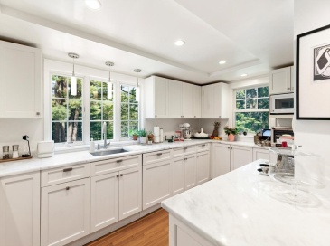 368 Main St, Lynnfield, Massachusetts, 4 Bedrooms Bedrooms, 8 Rooms Rooms,2 BathroomsBathrooms,Residential Lease,For Rent,Main St,73529326 368 Main St, Lynnfield, Massachusetts, 4 Bedrooms Bedrooms, 8 Rooms Rooms,2 BathroomsBathrooms,Residential Lease,For Rent,Main St,73529326