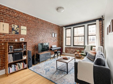 111 Jersey St, Boston, Massachusetts, 1 Bedroom Bedrooms, 2 Rooms Rooms,1 BathroomBathrooms,Residential,For Sale,Jersey St,73497480