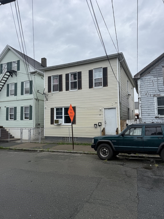 69 Delano St, New Bedford, Massachusetts, 4 Bedrooms Bedrooms, 8 Rooms Rooms,2 BathroomsBathrooms,Residential Income,For Sale,Delano St,73545560
