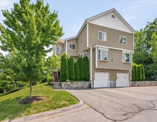 354 America Blvd, Ashland, Massachusetts, 2 Bedrooms Bedrooms, 5 Rooms Rooms,2.5 BathroomsBathrooms,Residential,For Sale,America Blvd,73545584