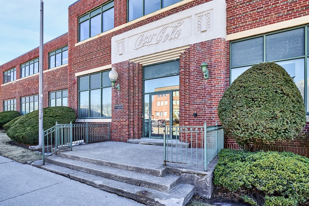 333 Shrewsbury Street, Worcester, Massachusetts, ,Commercial Lease,For Rent,Shrewsbury Street,73545592