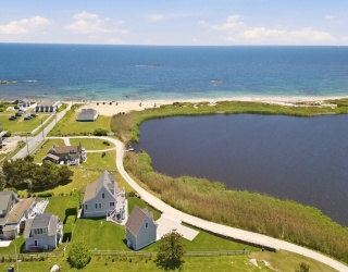 3 Richmond Pond, Westport, Massachusetts, 3 Bedrooms Bedrooms, 7 Rooms Rooms,3.5 BathroomsBathrooms,Residential,For Sale,Richmond Pond,73545632