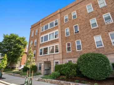 238 S Huntington Ave, Boston, Massachusetts, 2 Bedrooms Bedrooms, 5 Rooms Rooms,1 BathroomBathrooms,Residential,For Sale,S Huntington Ave,73545638