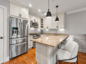 110 Park St, Boston, Massachusetts, 3 Bedrooms Bedrooms, 6 Rooms Rooms,2 BathroomsBathrooms,Residential,For Sale,Park St,73545556