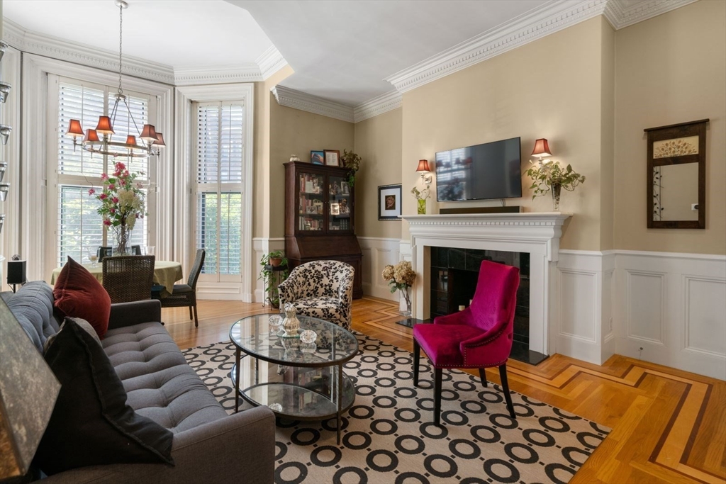 322 Beacon Street, Boston, Massachusetts, 1 Bedroom Bedrooms, 3 Rooms Rooms,1 BathroomBathrooms,Residential Lease,For Rent,Beacon Street,73545681