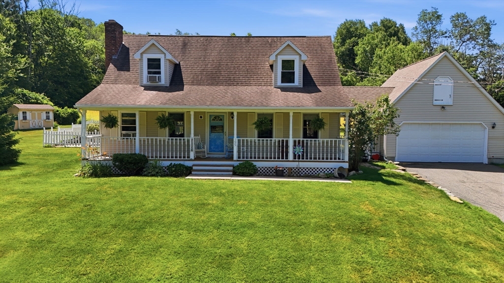 195 Brimfield Road, Monson, Massachusetts, 3 Bedrooms Bedrooms, 6 Rooms Rooms,2 BathroomsBathrooms,Residential,For Sale,Brimfield Road,73545454