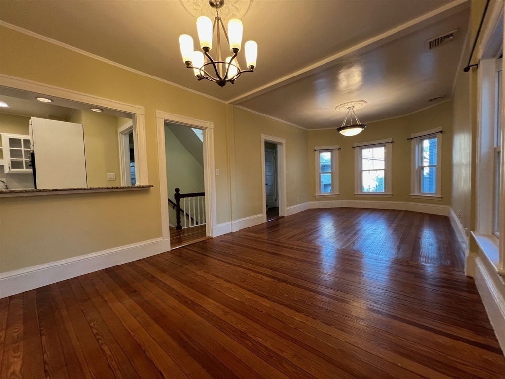 4 Porter Circle, Cambridge, Massachusetts, 4 Bedrooms Bedrooms, 7 Rooms Rooms,2 BathroomsBathrooms,Residential Lease,For Rent,Porter Circle,73545460