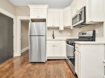 14 Carson St, Boston, Massachusetts, 1 Bedroom Bedrooms, 3 Rooms Rooms,1 BathroomBathrooms,Residential Lease,For Rent,Carson St,73545702 14 Carson St, Boston, Massachusetts, 1 Bedroom Bedrooms, 3 Rooms Rooms,1 BathroomBathrooms,Residential Lease,For Rent,Carson St,73545702