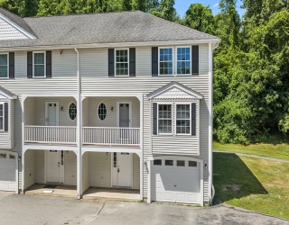 186 Tyngsboro Rd, Chelmsford, Massachusetts, 3 Bedrooms Bedrooms, 6 Rooms Rooms,2 BathroomsBathrooms,Residential,For Sale,Tyngsboro Rd,73545697