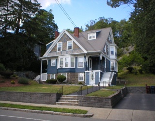 629 Franklin Street, Melrose, Massachusetts, 6 Bedrooms Bedrooms, 13 Rooms Rooms,3 BathroomsBathrooms,Residential Income,For Sale,Franklin Street,73543191