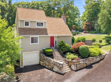 7 Sherborne Cir, Ashland, Massachusetts, 3 Bedrooms Bedrooms, 7 Rooms Rooms,2 BathroomsBathrooms,Residential,For Sale,Sherborne Cir,73545708