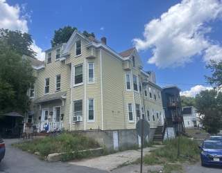 77-79 Beach St, Haverhill, Massachusetts, 13 Bedrooms Bedrooms, 23 Rooms Rooms,5.5 BathroomsBathrooms,Residential Income,For Sale,Beach St,73545498