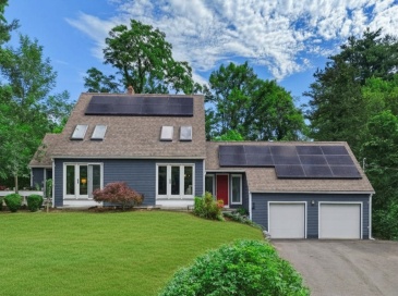 36 Stewart St, West Newbury, Massachusetts, 3 Bedrooms Bedrooms, 6 Rooms Rooms,2 BathroomsBathrooms,Residential,For Sale,Stewart St,73545519