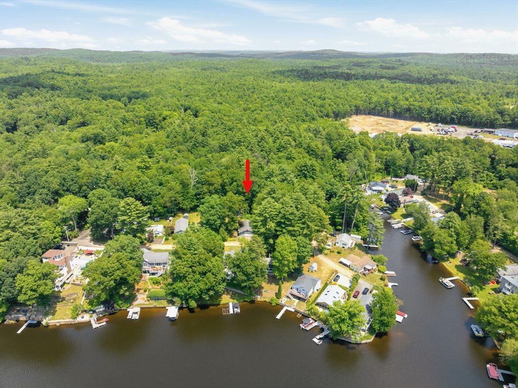 4 Essex St, Holland, Massachusetts, 2 Bedrooms Bedrooms, 6 Rooms Rooms,1 BathroomBathrooms,Residential,For Sale,Essex St,73545531