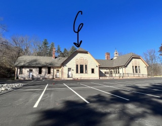 352 Manchaug Road, Sutton, Massachusetts, 2 Bedrooms Bedrooms, 3 Rooms Rooms,1 BathroomBathrooms,Residential Lease,For Rent,Manchaug Road,73545538