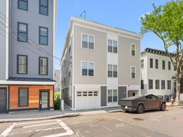 199 West 8th, Boston, Massachusetts, 2 Bedrooms Bedrooms, 4 Rooms Rooms,2 BathroomsBathrooms,Residential Lease,For Rent,West 8th,73545548