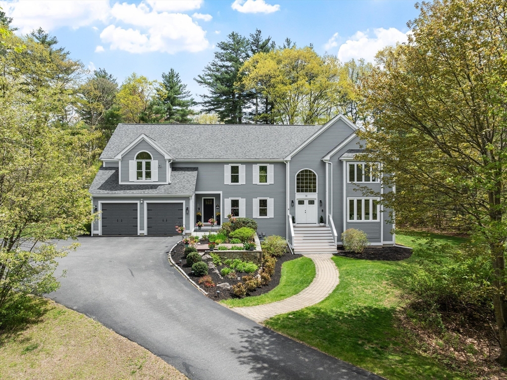 90 Frye Road, Bolton, Massachusetts, 4 Bedrooms Bedrooms, 9 Rooms Rooms,2.5 BathroomsBathrooms,Residential,For Sale,Frye Road,73517670