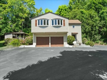 11 Pocono Rd., Worcester, Massachusetts, 2 Bedrooms Bedrooms, 5 Rooms Rooms,1 BathroomBathrooms,Residential,For Sale,Pocono Rd.,73529006 11 Pocono Rd., Worcester, Massachusetts, 2 Bedrooms Bedrooms, 5 Rooms Rooms,1 BathroomBathrooms,Residential,For Sale,Pocono Rd.,73529006