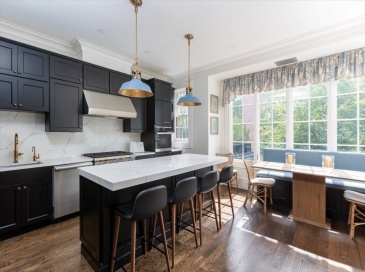 62 Chestnut St, Boston, Massachusetts, 5 Bedrooms Bedrooms, 9 Rooms Rooms,6 BathroomsBathrooms,Residential,For Sale,Chestnut St,73441648 62 Chestnut St, Boston, Massachusetts, 5 Bedrooms Bedrooms, 9 Rooms Rooms,6 BathroomsBathrooms,Residential,For Sale,Chestnut St,73441648