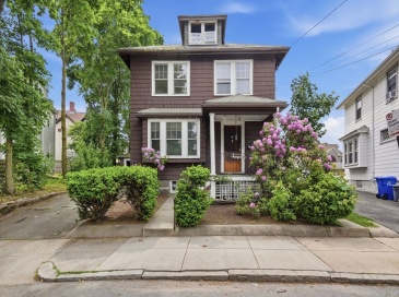 79 Goodenough Street, Boston, Massachusetts, 3 Bedrooms Bedrooms, 7 Rooms Rooms,1.5 BathroomsBathrooms,Residential,For Sale,Goodenough Street,73527564 79 Goodenough Street, Boston, Massachusetts, 3 Bedrooms Bedrooms, 7 Rooms Rooms,1.5 BathroomsBathrooms,Residential,For Sale,Goodenough Street,73527564